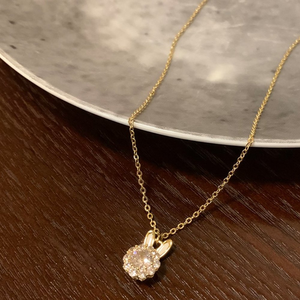 Rotatable bunny necklace - Picture 10 of 11
